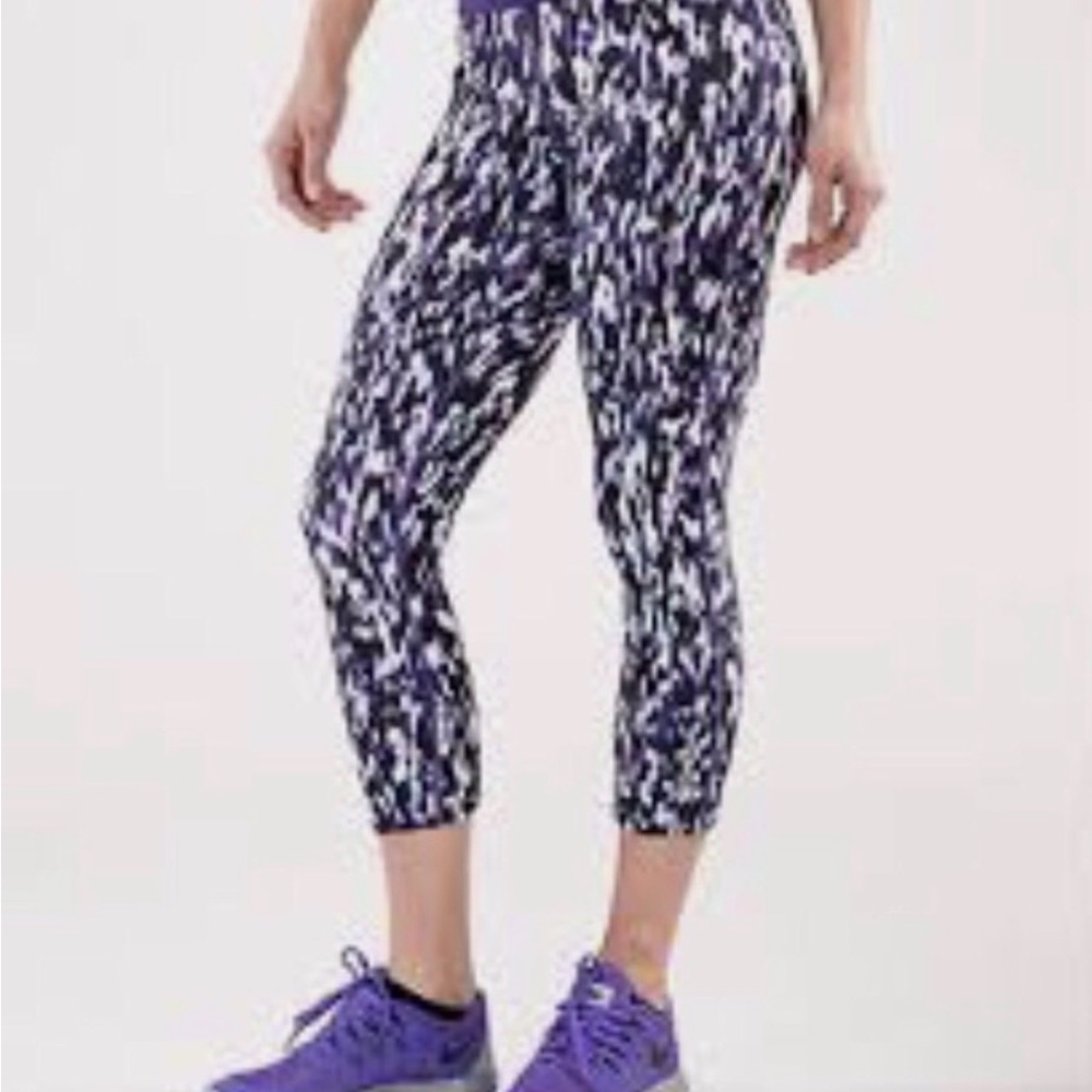 Nike Dri-Fit Relay Cropped Running Tights